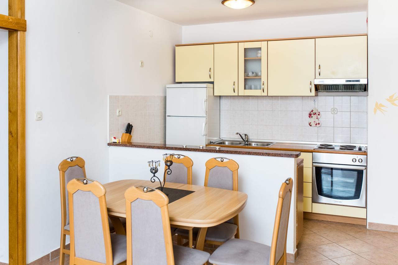 Apartment Clear Sky Baška Voda Екстериор снимка